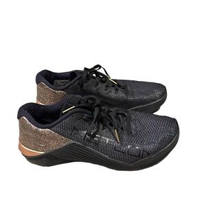Nike Women's Metcon 5 Training Shoes Black Rose Gold 8.5 Gym Workout Low Top